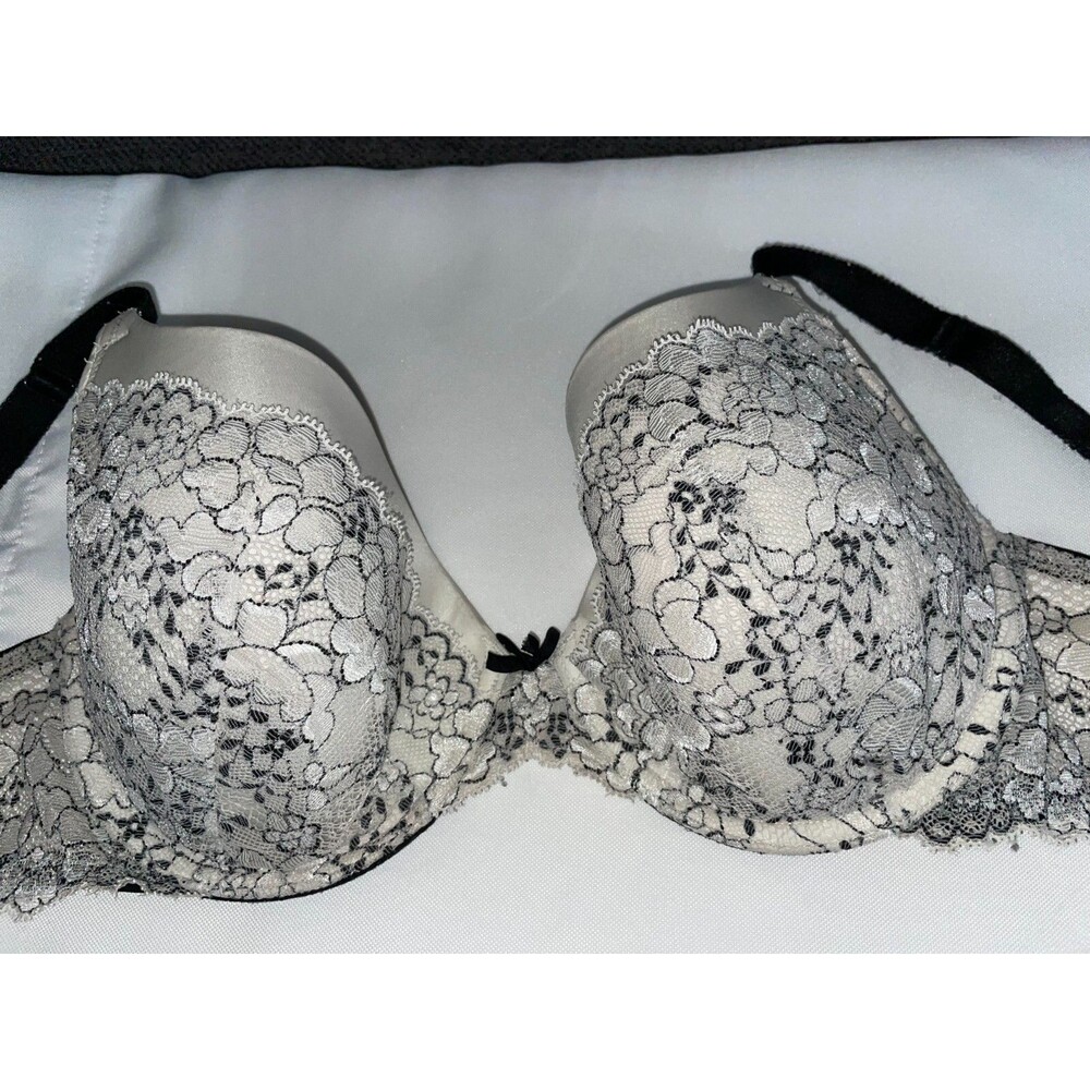 Victoria Secret 32DDD bra Dream Angels Perfect Coverage White Black lace women's